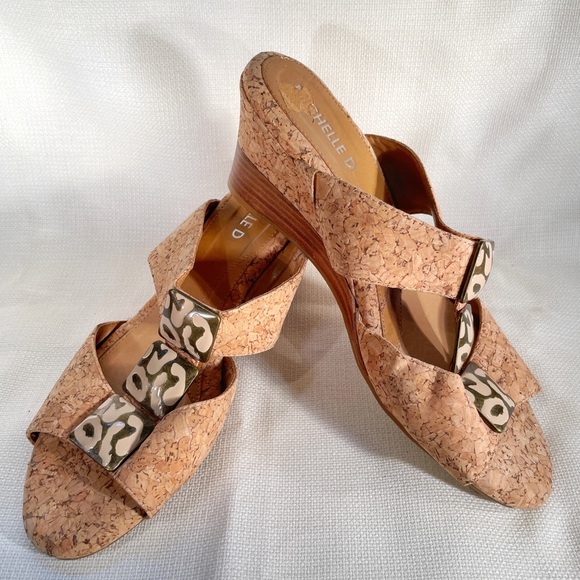 Vintage Michelle D Cork Wedge Heels with Square Charm Detail - Picture 4 of 6